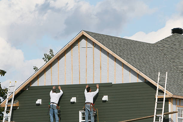 Professional Emergency Siding Repair technician working in Beech Island, SC